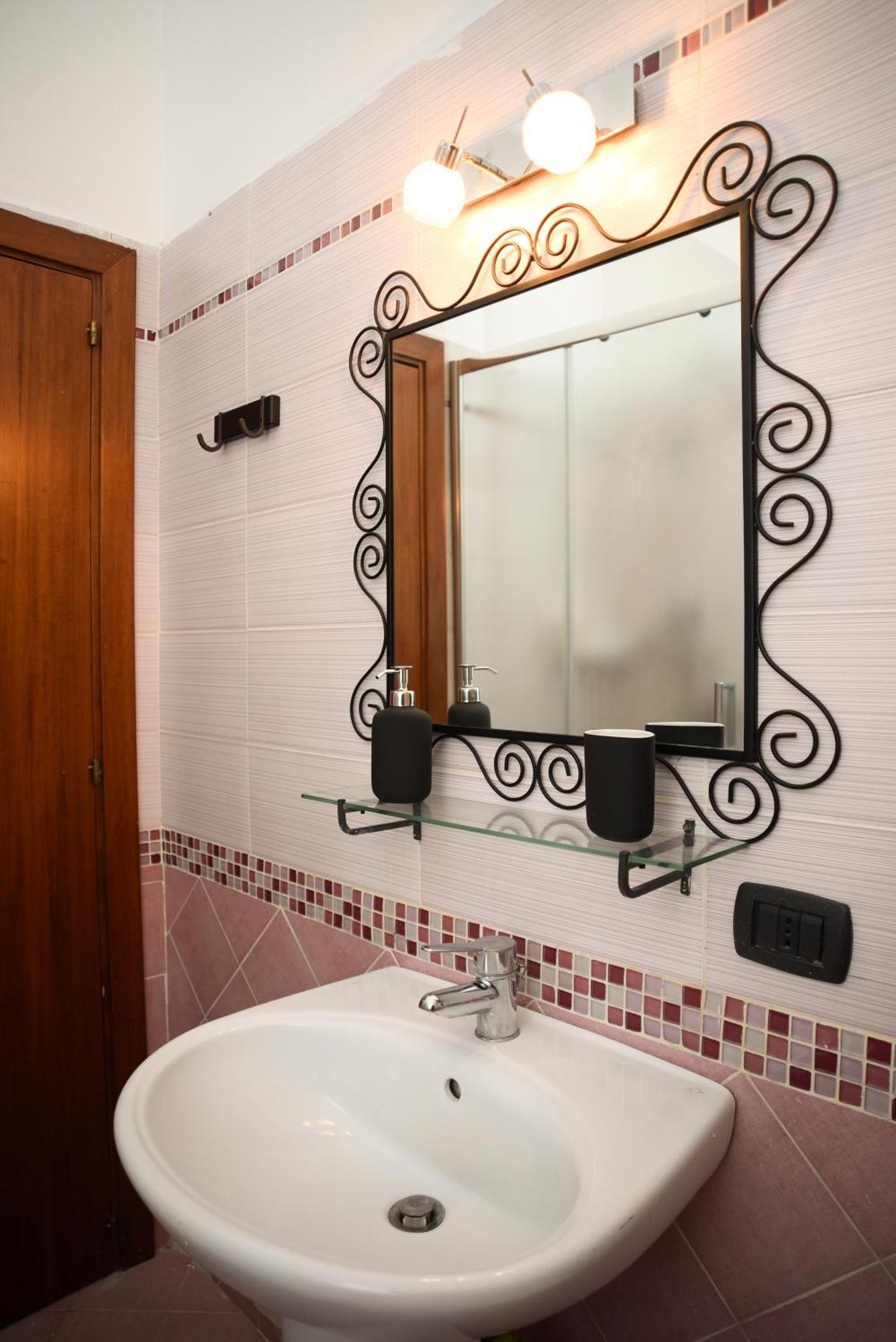 Appartamentocentrostoriconapoli Apartment *